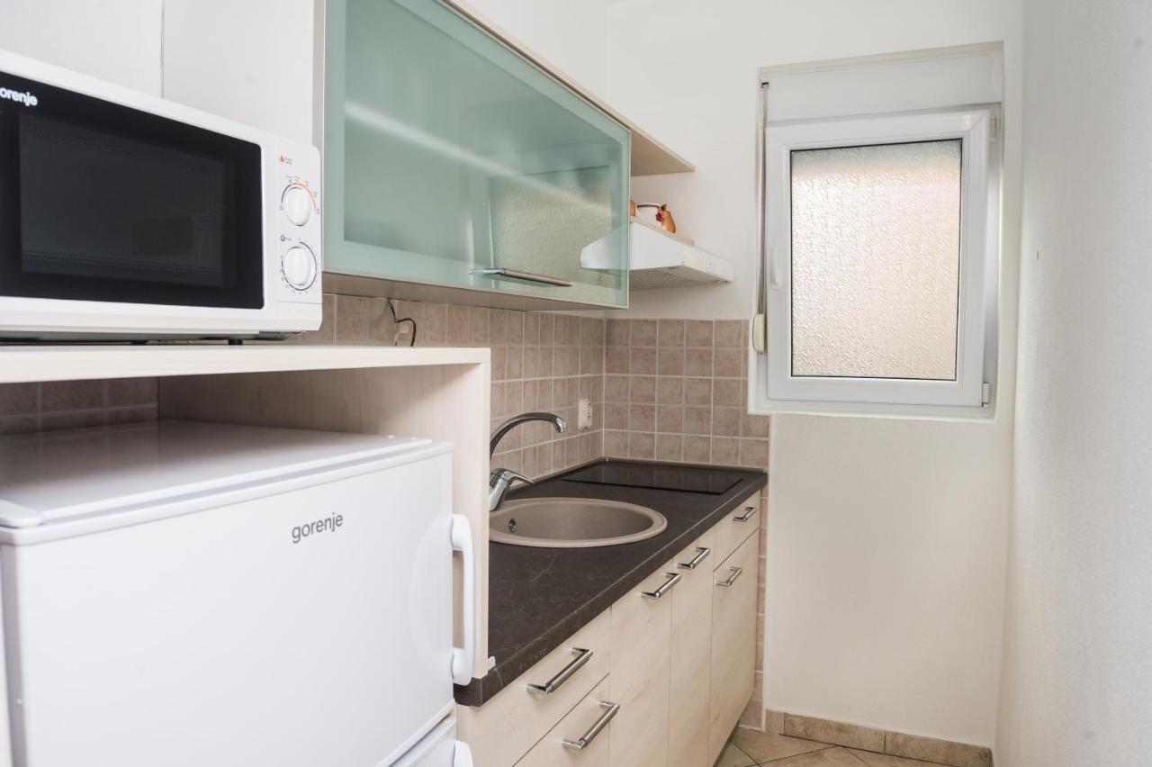 Apartments Slavka Рогозница Экстерьер фото